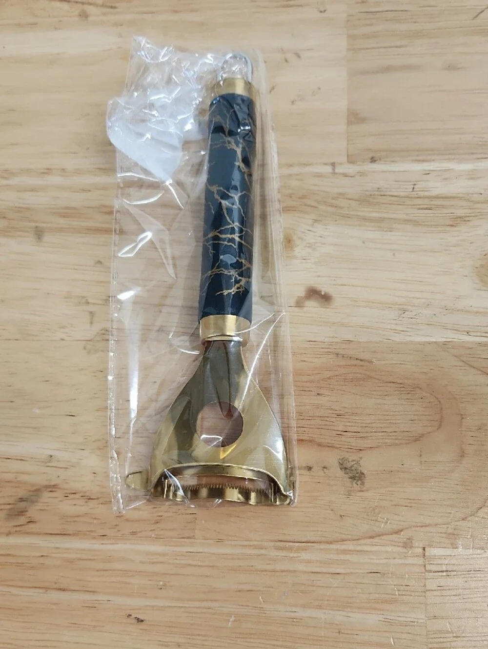 Corn Peeler with Black Marble Handle